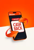 Celular com a oferta de cashback Betano e setas laranjas ao redor.